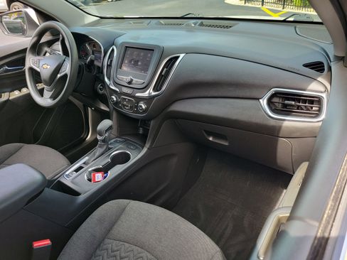 Used 2023 Chevrolet Equinox LT w/ LPO, Floor Liner Package AWD/4WD image 13