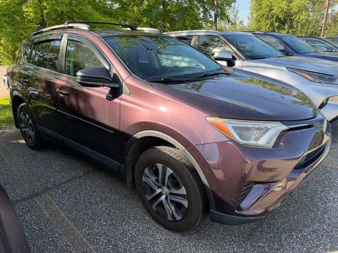 Used 2018 Toyota RAV4 LE w/ All Weather Liner Package AWD/4WD image 3