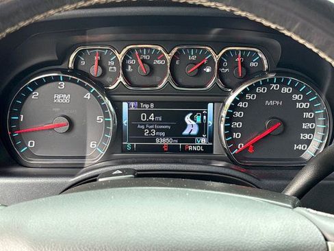 Used 2018 Chevrolet Silverado 1500 High Country AWD/4WD image 22
