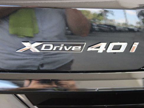 Used 2026 BMW X7 xDrive40i w/ M Sport Package image 22