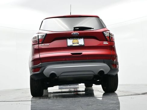 Used 2018 Ford Escape SEL image 19