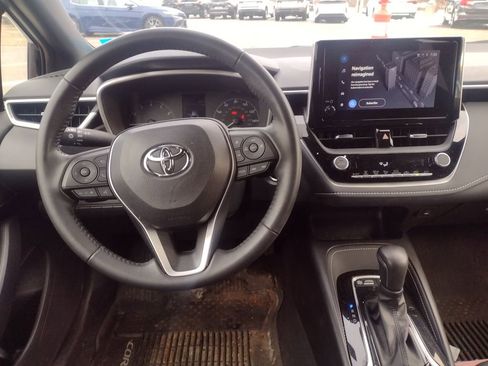 Used 2023 Toyota Corolla SE image 25