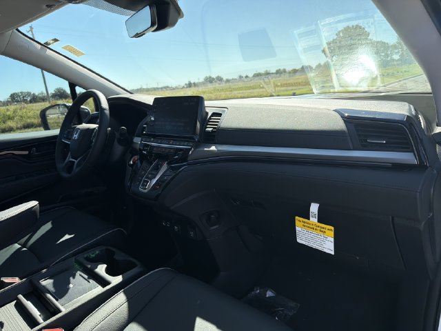 New 2027 Honda Odyssey Touring image 16