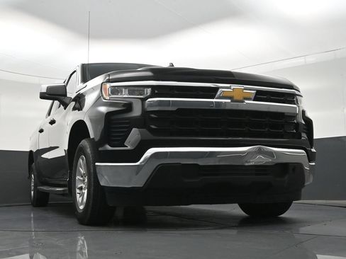 Used 2023 Chevrolet Silverado 1500 LT RWD image 29