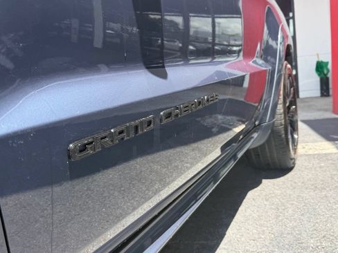Used 2020 Jeep Grand Cherokee SRT AWD/4WD image 5