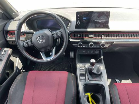 Used 2020 Honda Accord Touring image 11