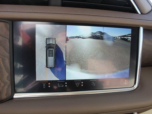 Used 2023 GMC Yukon Denali w/ Denali Reserve Package image 30