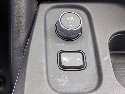 Certified 2025 Acura MDX FWD w/ Technology Package image 29