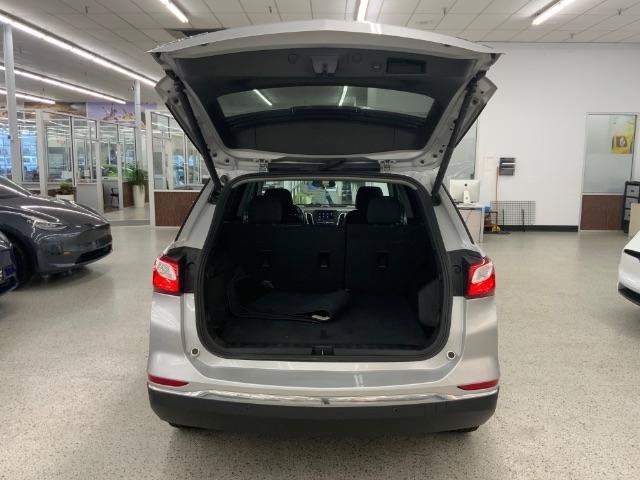 Used 2021 Chevrolet Equinox LT w/ Driver Convenience Package AWD/4WD image 32