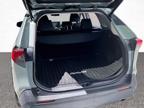 Certified 2021 Toyota RAV4 XLE Premium AWD/4WD image 25