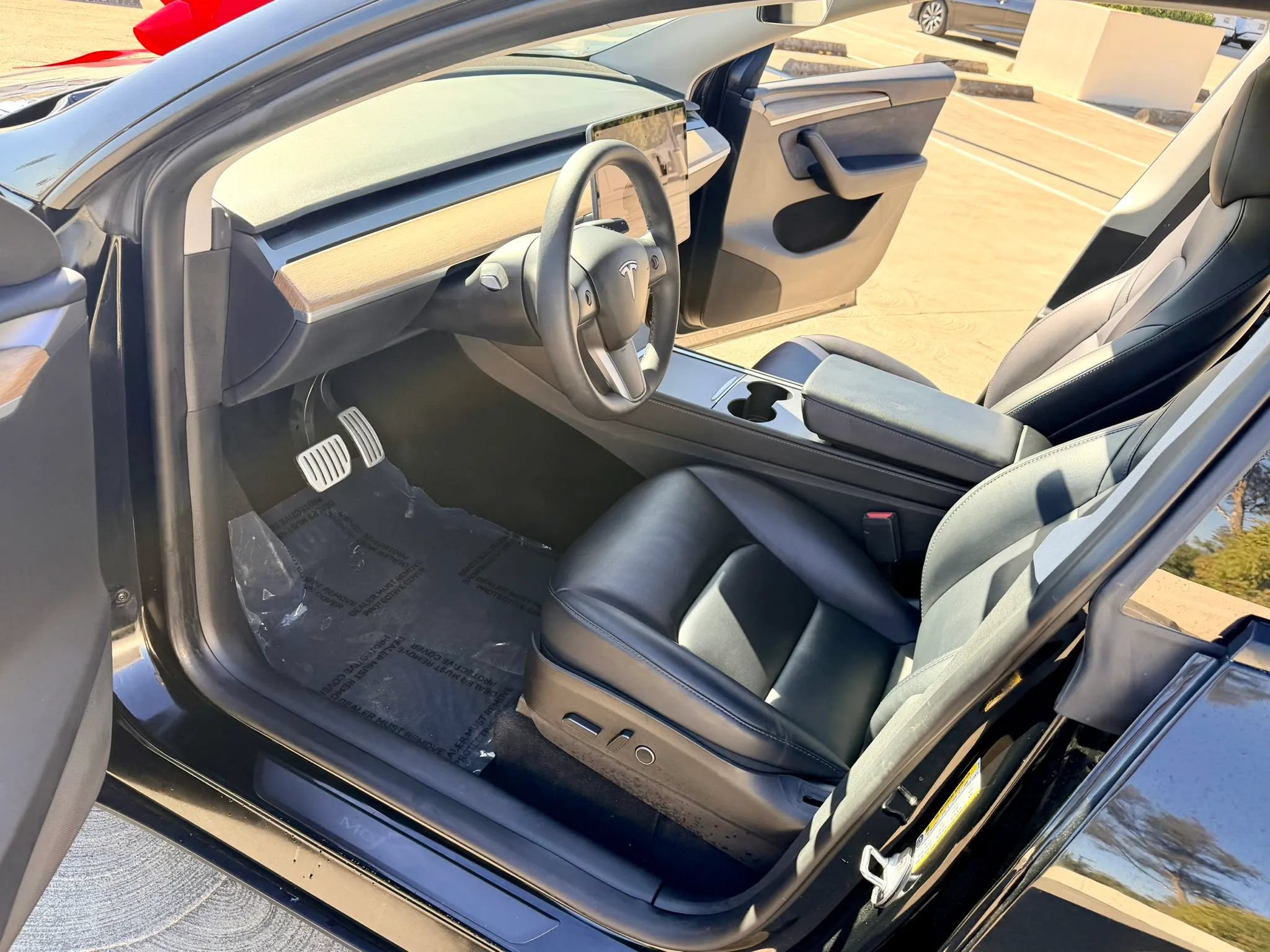 Used 2023 Tesla Model Y Long Range AWD/4WD image 24