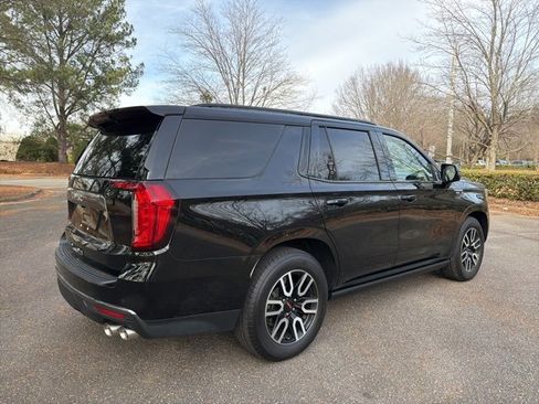 Used 2023 GMC Yukon AT4 w/ AT4 Premium Plus Package image 6