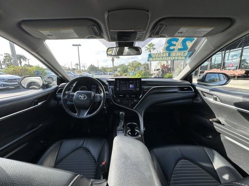 Used 2023 Toyota Camry SE image 27