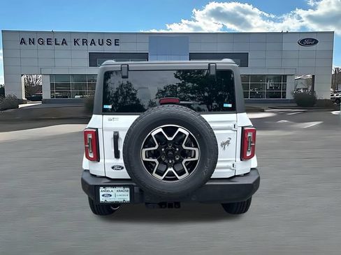 New 2026 Ford Bronco Outer Banks AWD/4WD image 6