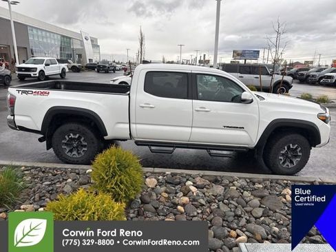 Used 2023 Toyota Tacoma TRD Off-Road w/ Black Out Package (TMS) image 5