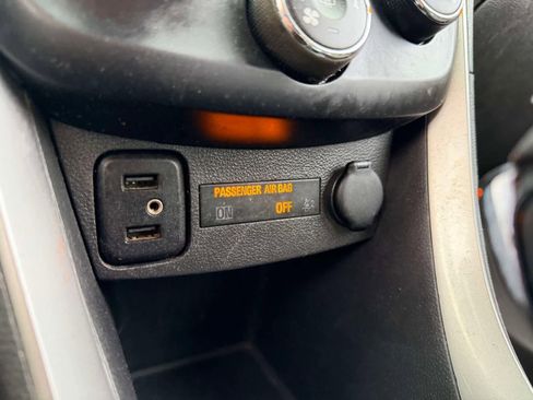 Used 2019 Chevrolet Trax LS image 23