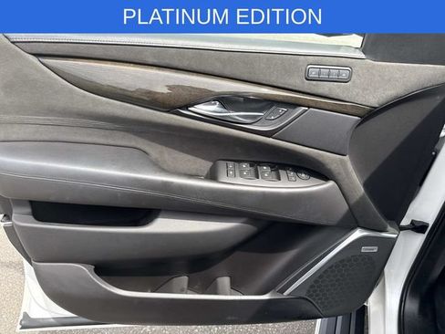Used 2020 Cadillac Escalade Platinum AWD/4WD image 48