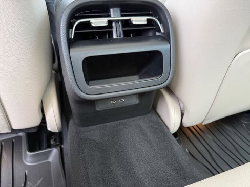 New 2026 Mercedes-Benz E 450 4MATIC Sedan image 15