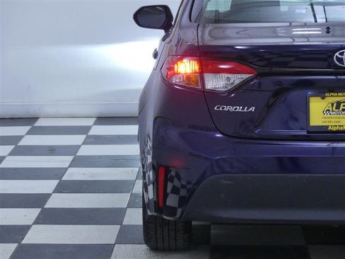 Used 2024 Toyota Corolla LE image 26