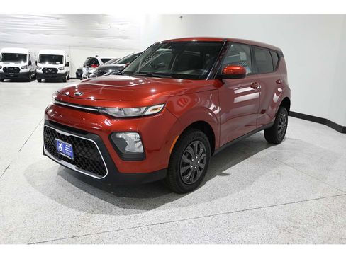 Used 2020 Kia Soul LX FWD image 10