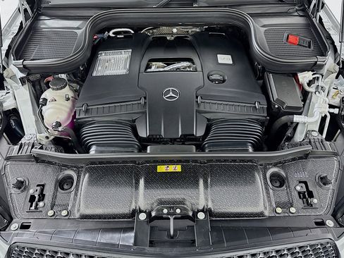 New 2026 Mercedes-Benz GLE 580 4MATIC image 10