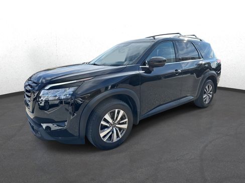 Used 2022 Nissan Pathfinder SL image 7