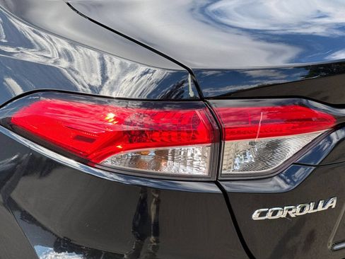 Used 2024 Toyota Corolla LE FWD image 47