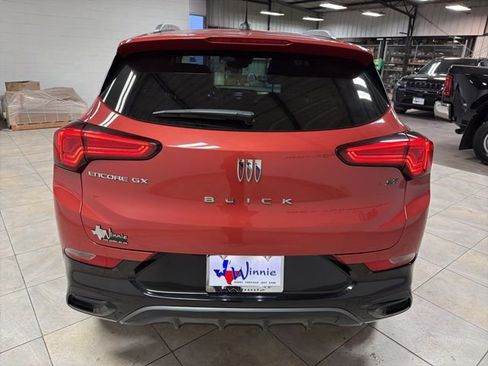 Used 2024 Buick Encore GX Sport Touring image 4