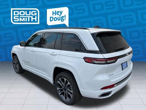 New 2025 Jeep Grand Cherokee Overland w/ Trailer Tow Package AWD/4WD image 4