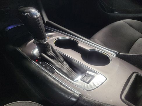 Used 2018 Chevrolet Malibu Hybrid w/ Driver Confidence Package image 26