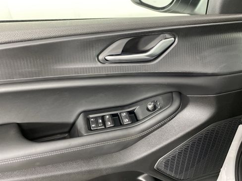 New 2025 Jeep Grand Cherokee Laredo w/ Luxury Tech Group I image 13