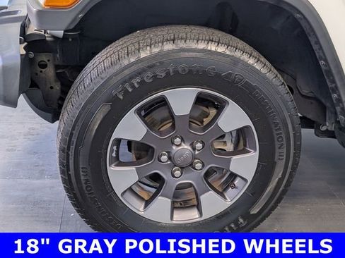 Used 2018 Jeep Wrangler Unlimited Sahara image 4