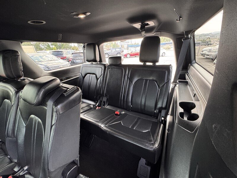 Used 2020 Ford Expedition Max Limited AWD/4WD image 28
