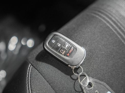 Used 2025 Honda Civic Sport image 45