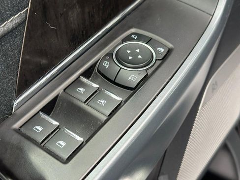 Certified 2023 Ford F150 Lariat w/ Equipment Group 502A High image 16