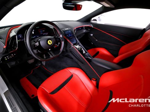 Used 2023 Ferrari Roma image 11