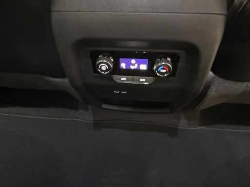 New 2026 Chevrolet Traverse LT FWD image 16