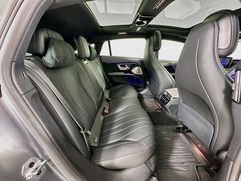 Used 2022 Mercedes-Benz EQS 450+ Sedan image 30