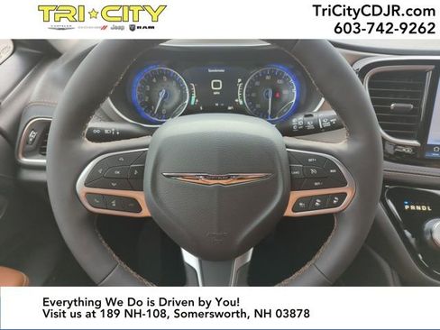 New 2026 Chrysler Pacifica Pinnacle image 14