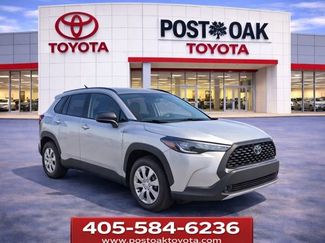 Used 2025 Toyota Corolla Cross L video 1