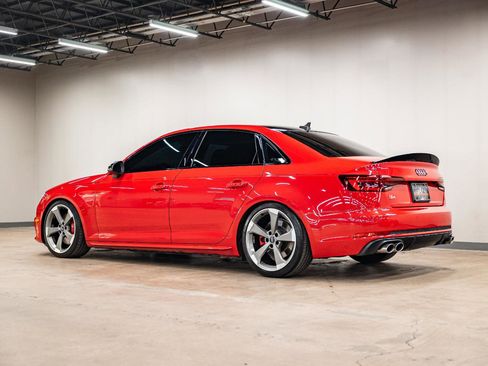 Used 2019 Audi S4 Premium Plus w/ Premium Plus Package AWD/4WD image 29
