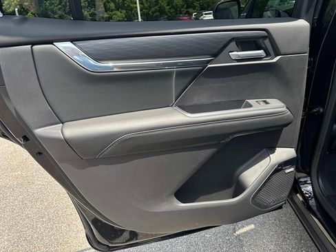 New 2026 GMC Acadia Elevation image 15