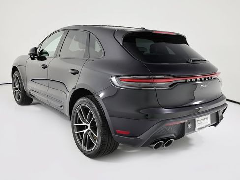 Certified 2026 Porsche Macan AWD/4WD image 3