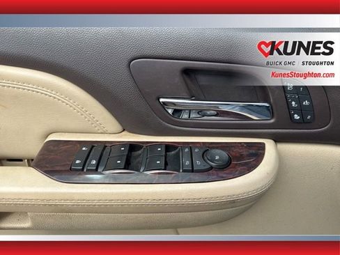 Used 2009 GMC Yukon Denali AWD/4WD image 24