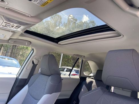 Used 2023 Toyota RAV4 XLE w/ Convenience Package image 19