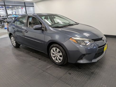 Used 2016 Toyota Corolla LE image 3