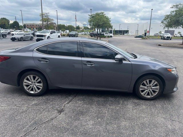 Used 2014 Lexus ES 350 w/ Premium Package FWD image 2
