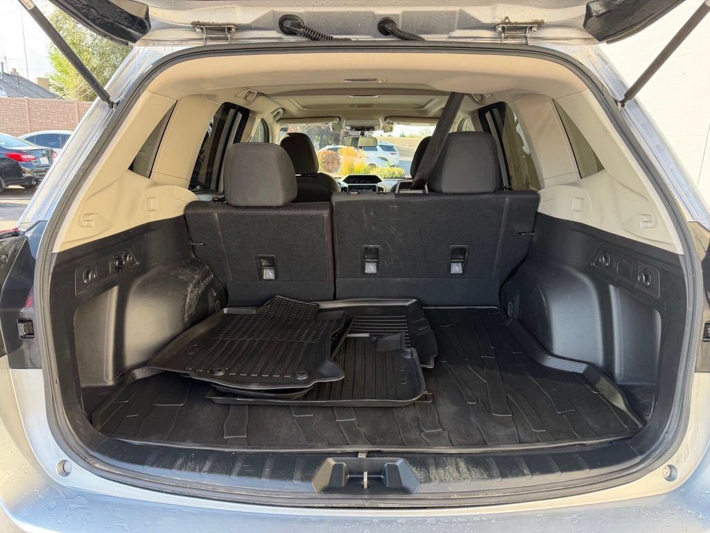 Used 2020 Subaru Forester Premium AWD/4WD image 28