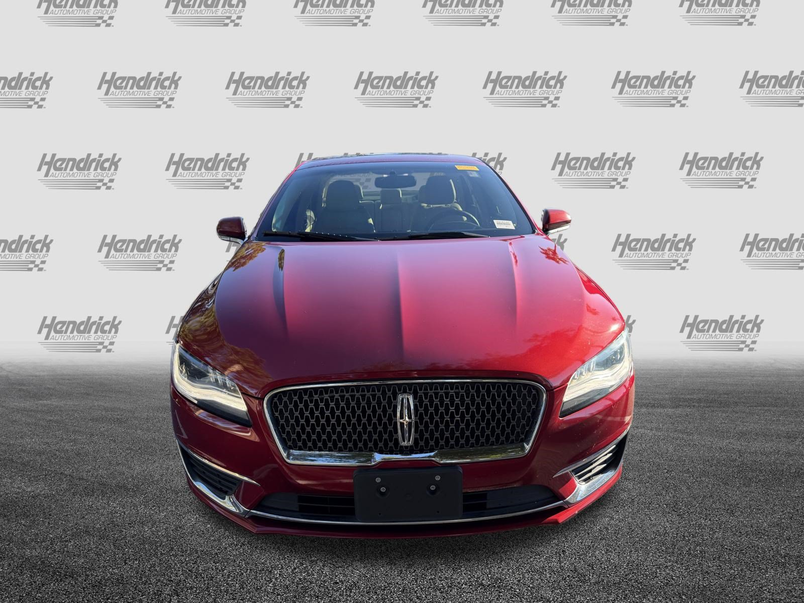 Used 2018 Lincoln MKZ Select w/ Select Plus Package FWD image 3