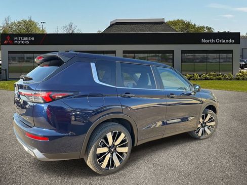 New 2026 Mitsubishi Outlander SE image 6